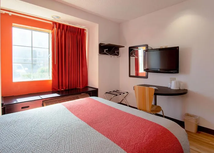 Motel 6-El Paso, TX - Southeast