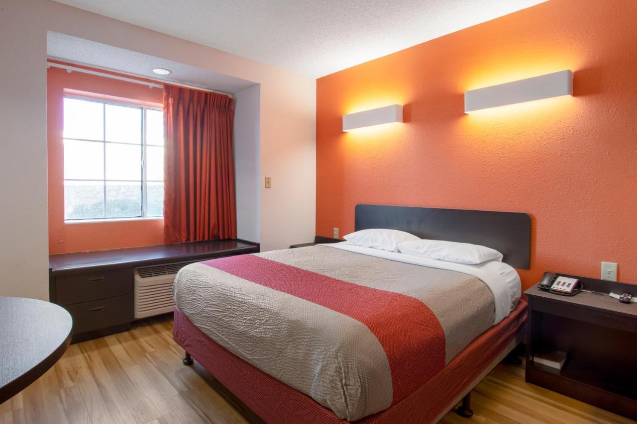 6-el Paso, Tx - Southeast Hotel El Paso